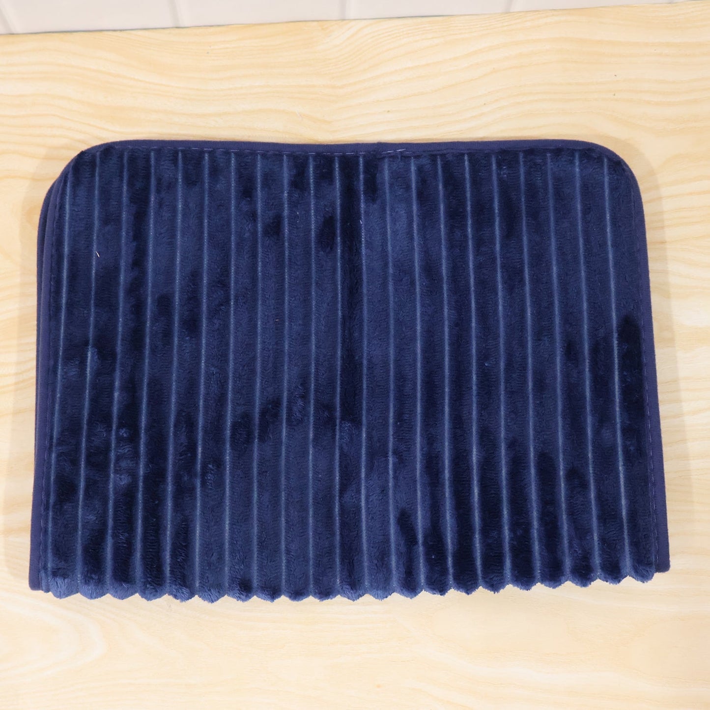Durable anti slip mat for bathrooms and kitchens