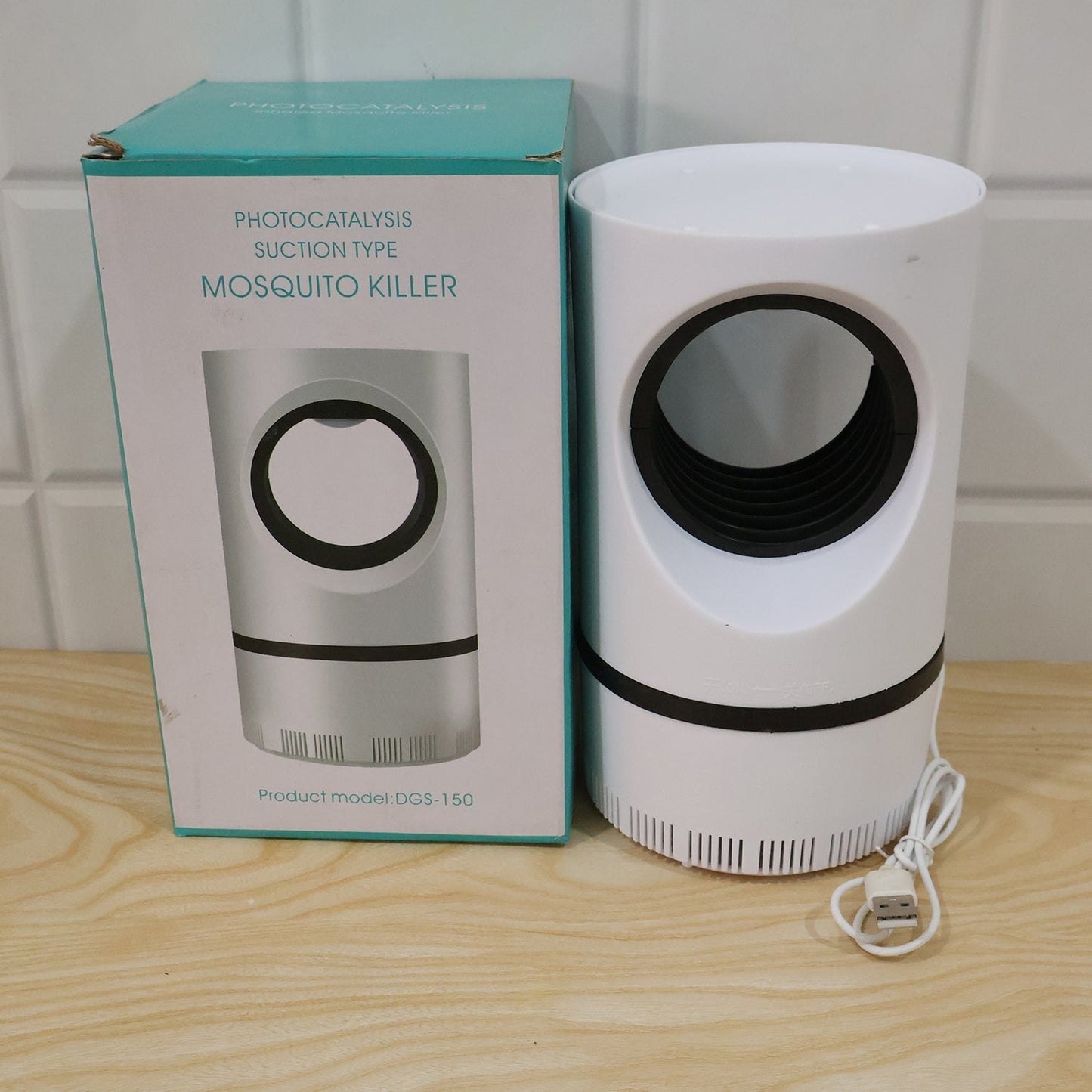 Single unit of white USB mosquito killer lamp for indoor use