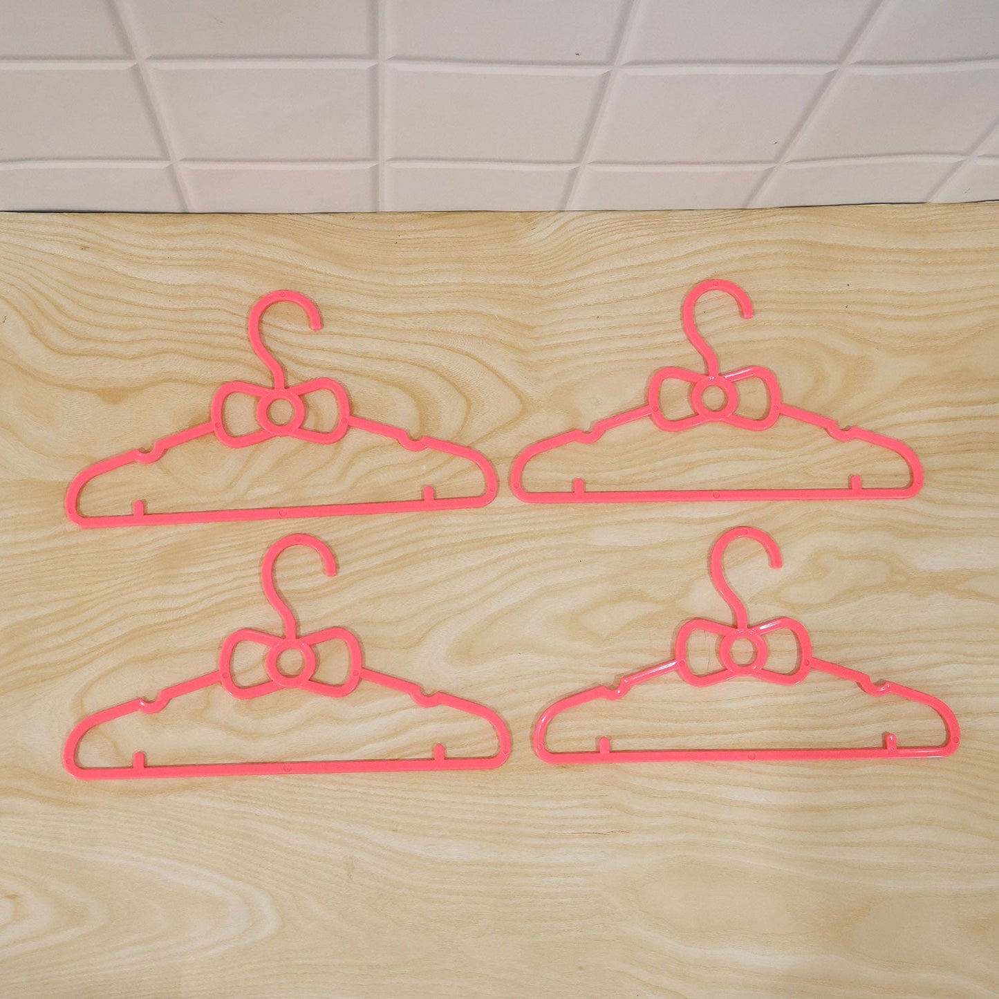 Decorative plastic hanger set for toddler and infant clothing