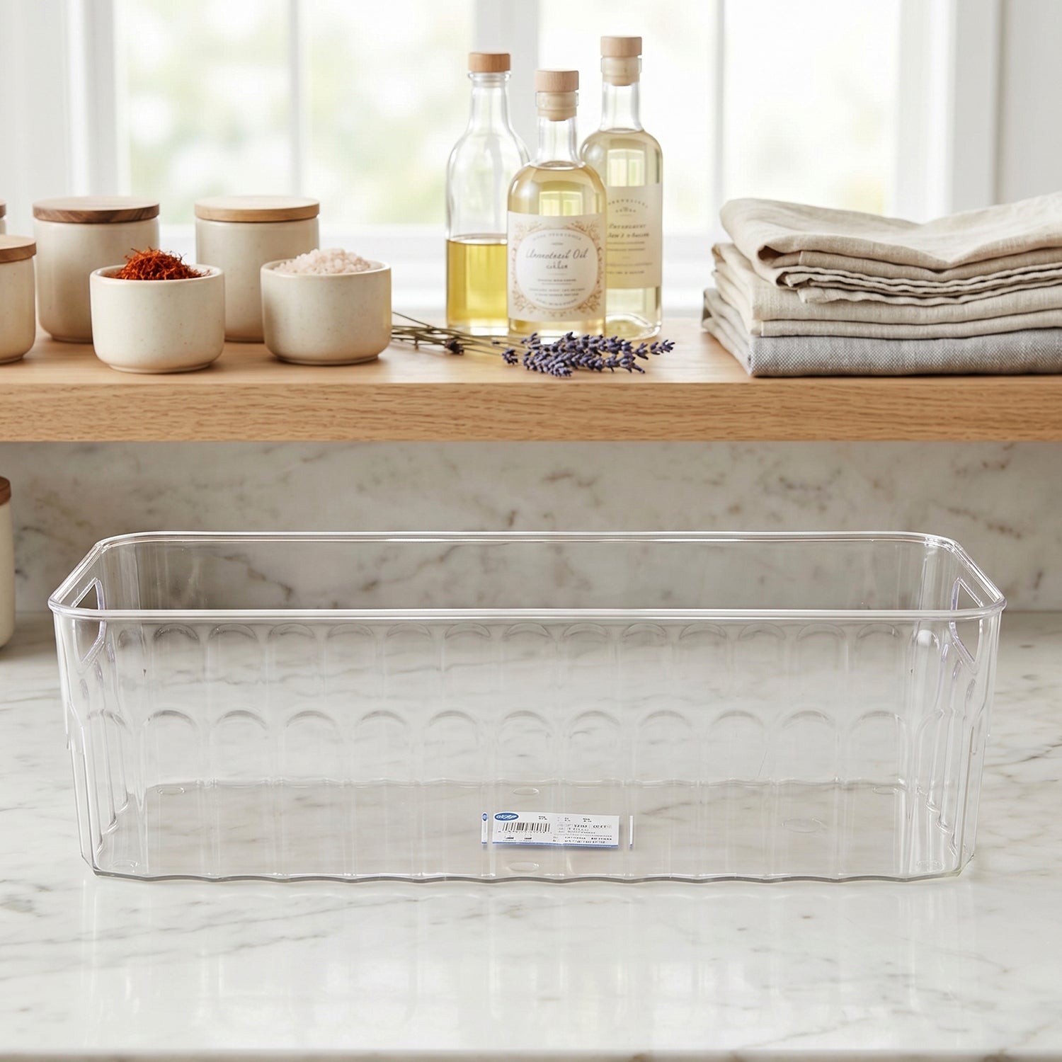 Organizer basket white bg