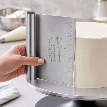 Compact bench scraper cutter with engraved scale