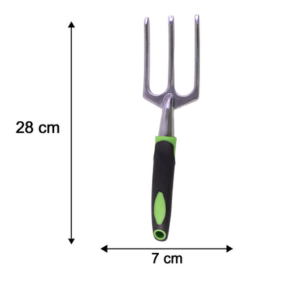 Sturdy 3 prong hand fork for beds, pots and vegetable patches
