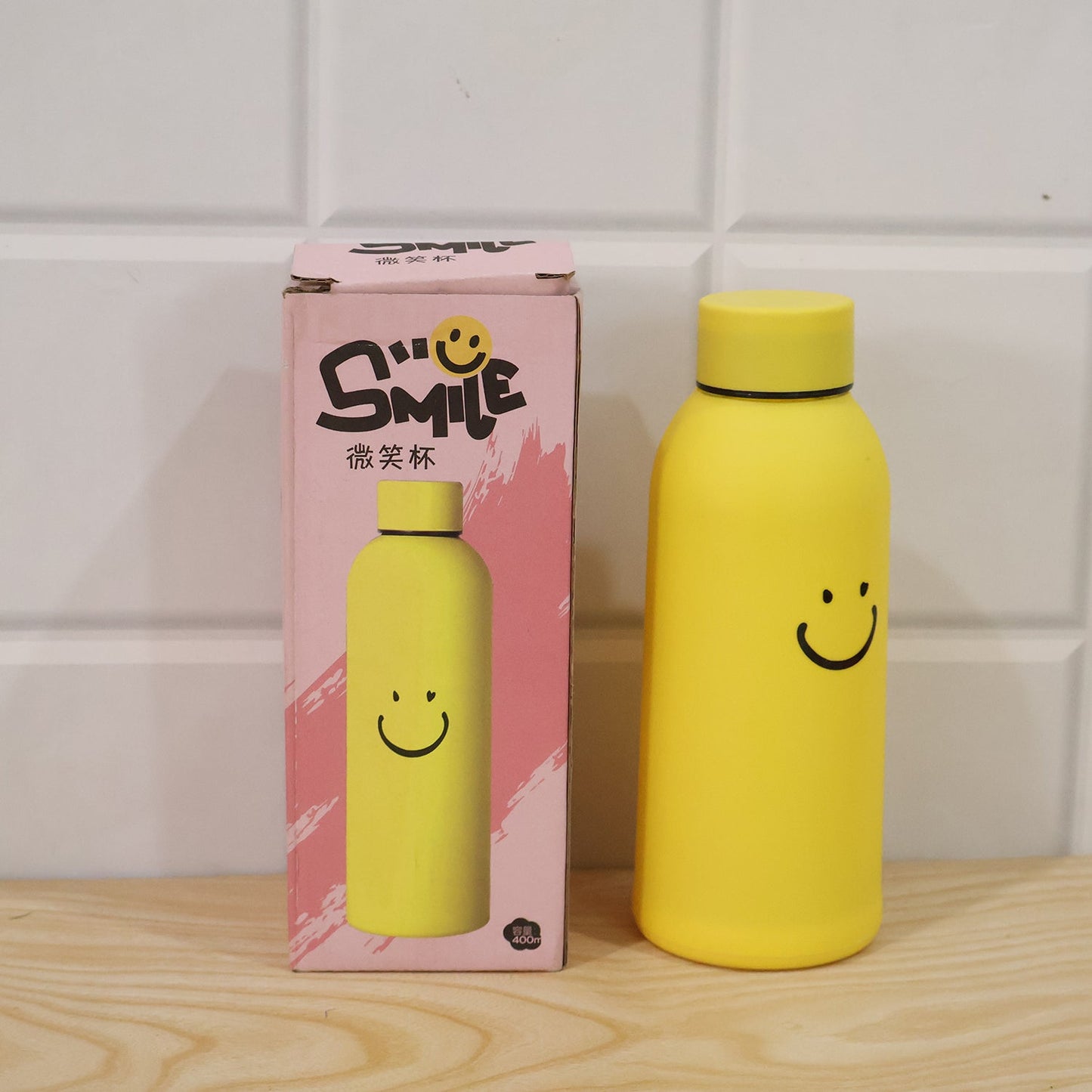 400 ML Smiley Face Glass Water Bottle with Sleeve