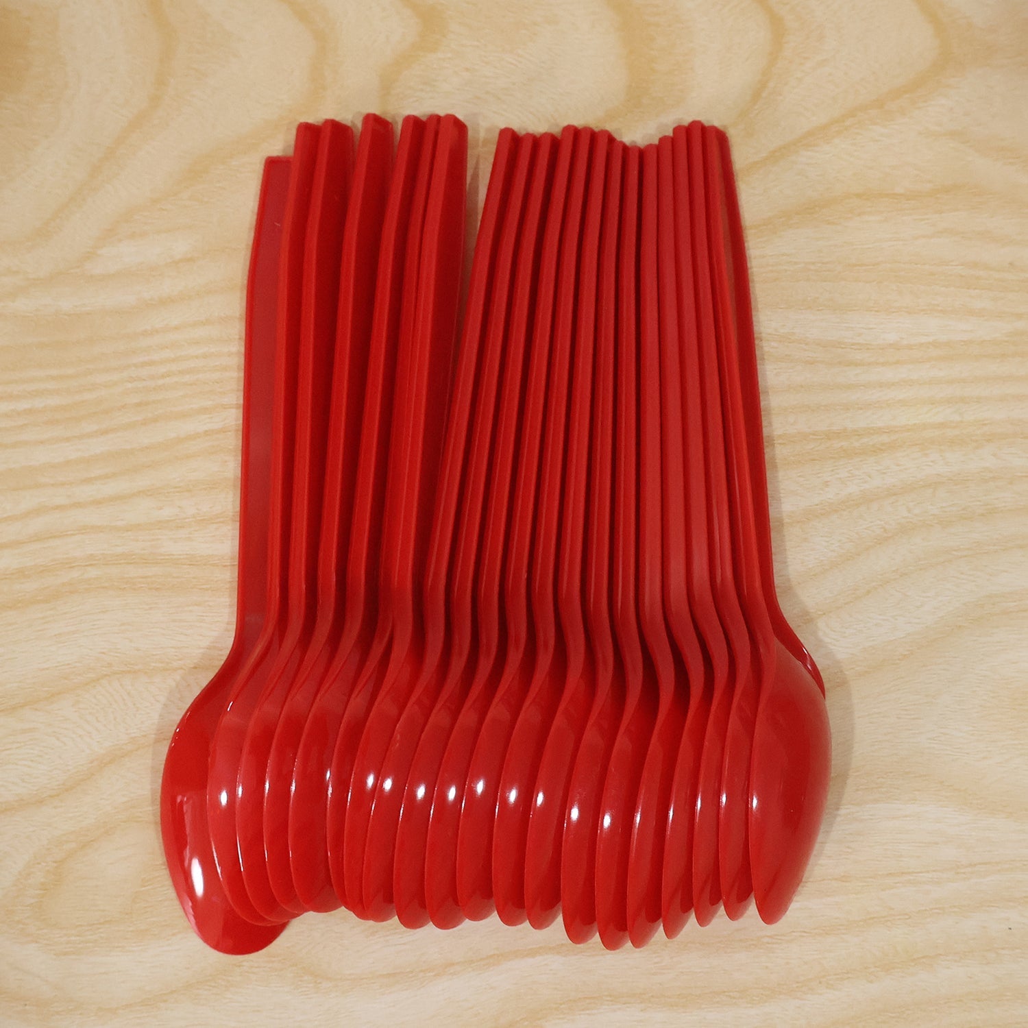 Plastic spoons 20 pack contents