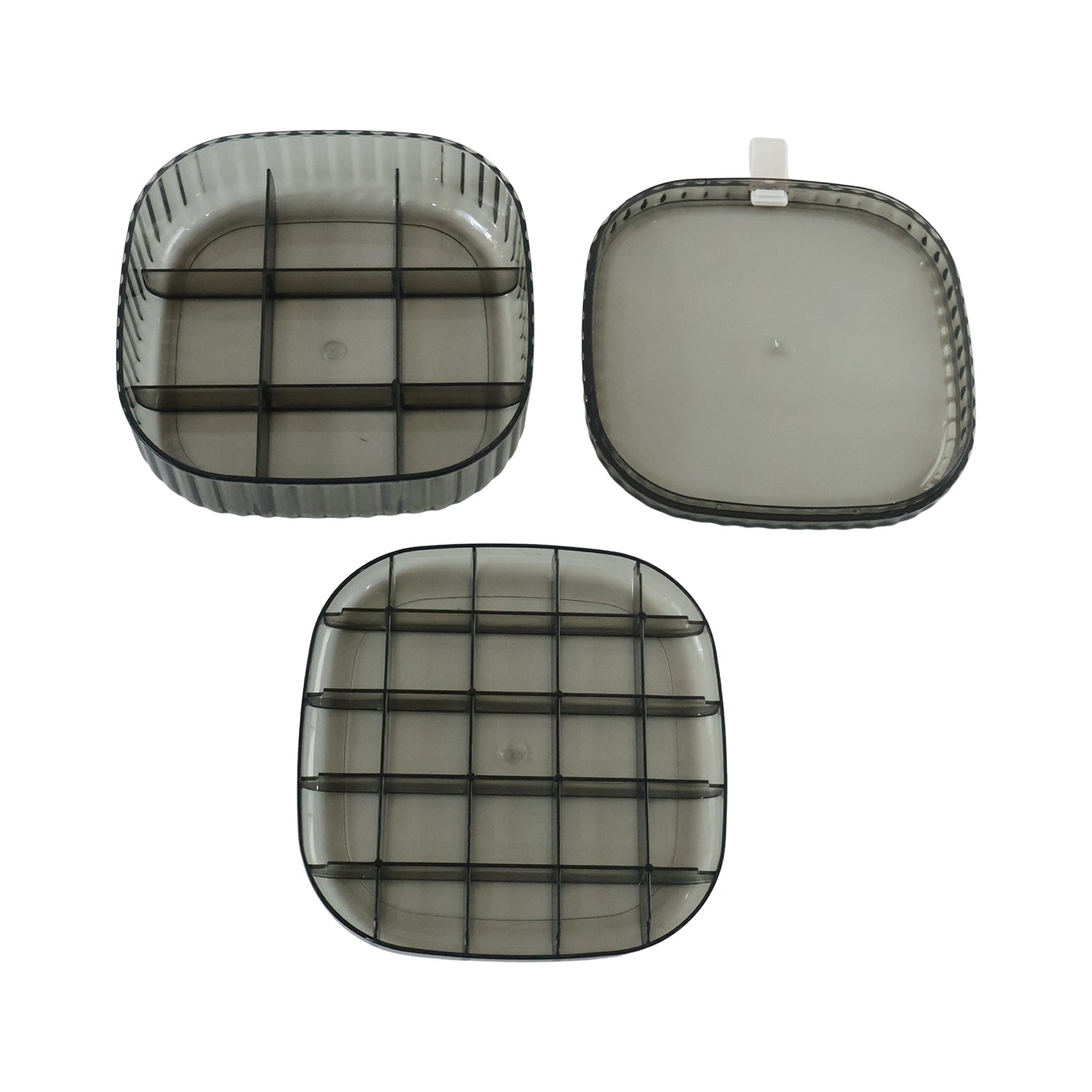 Portable jewellery organizer with multiple compartments